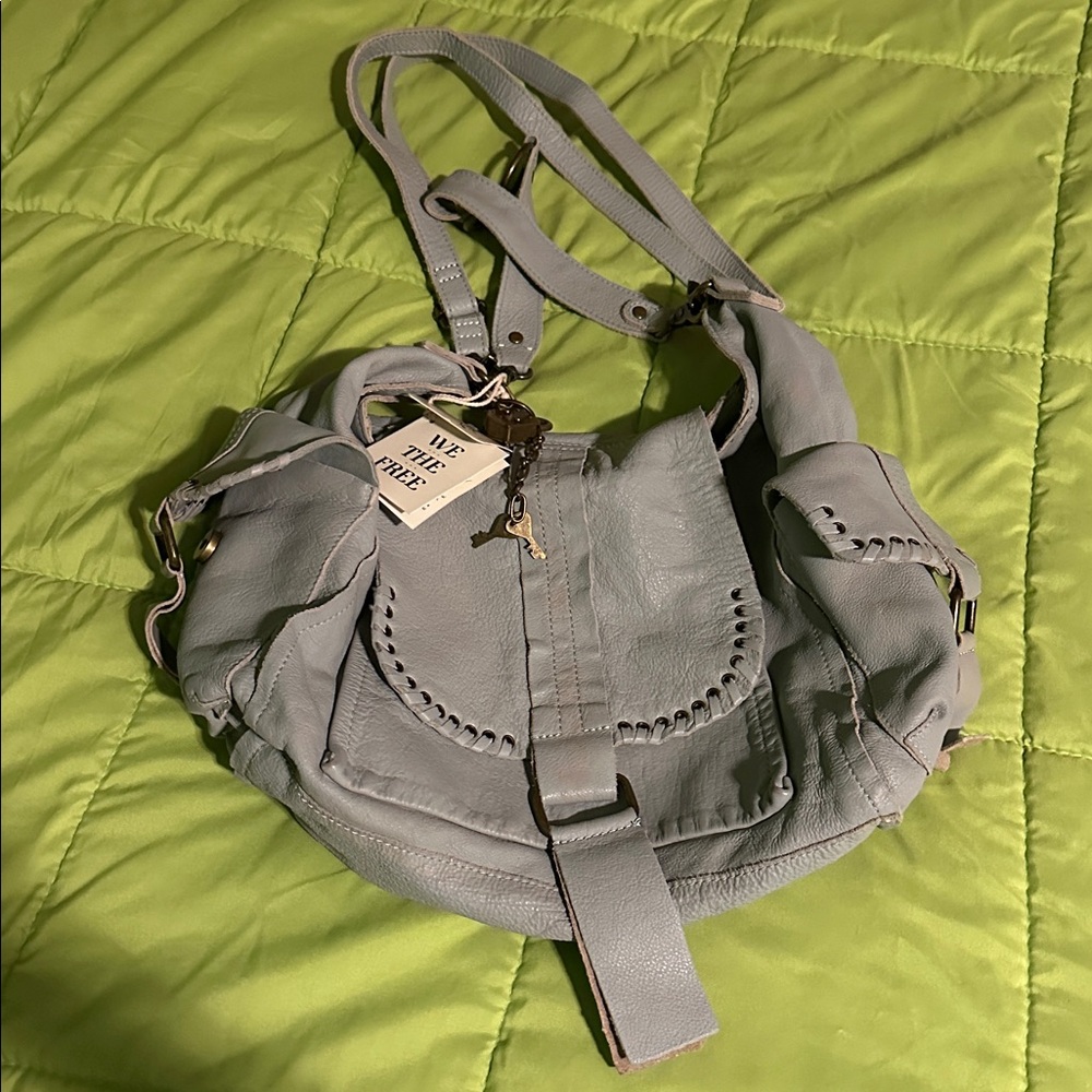 Free People We The Free Leigh Distressed bag aqua haze NWT +brass lock key chain - Picture 2 of 13